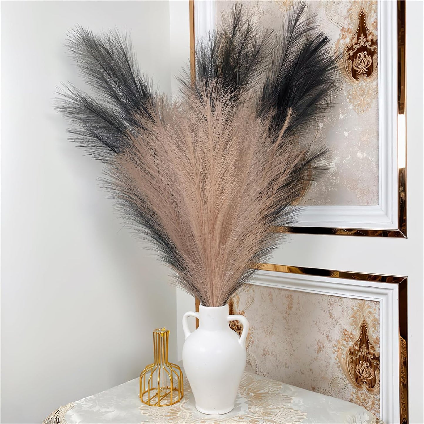 Pampas Grass in Black and Coffee